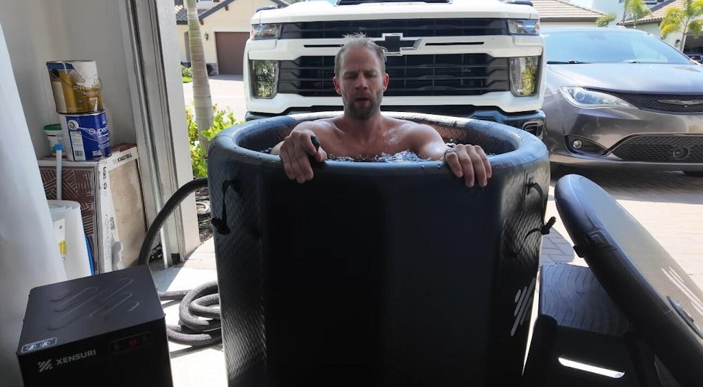 High-Performance Cold Therapy Airtub + Chiller Mini + Essentials