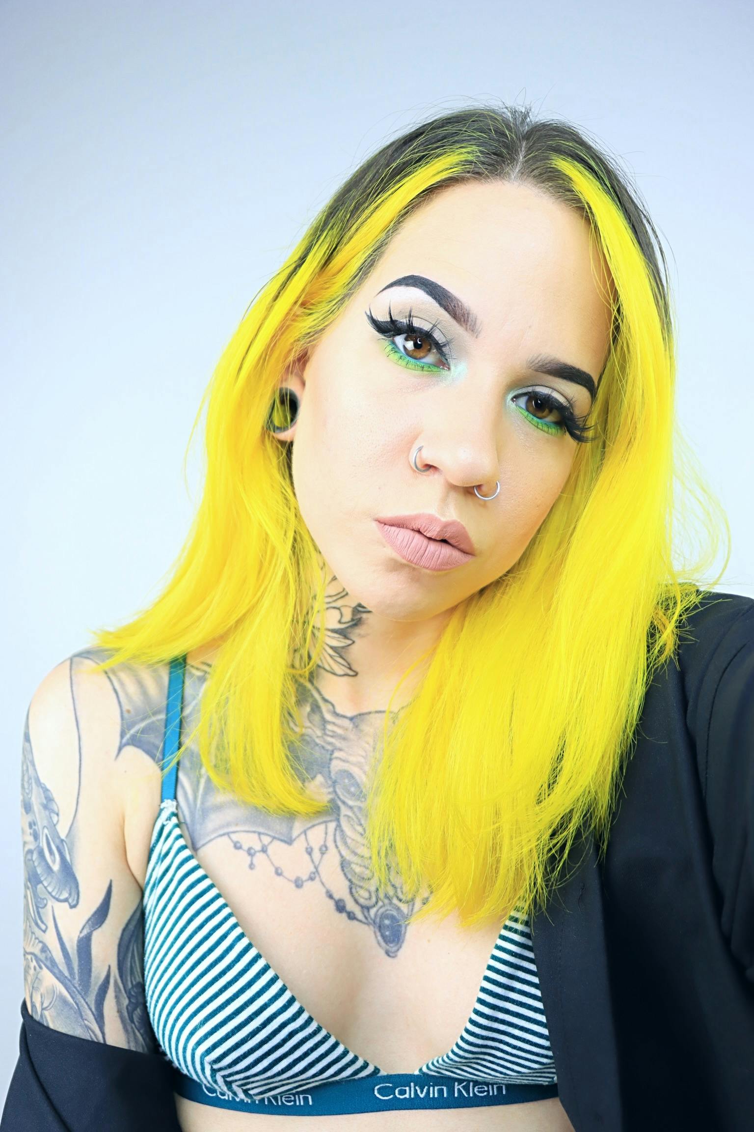 Super Yellow XMONDO HAIR   1625842643  D826F8D4 3F7F 4561 81F3 A7EA50BE1759  Original 