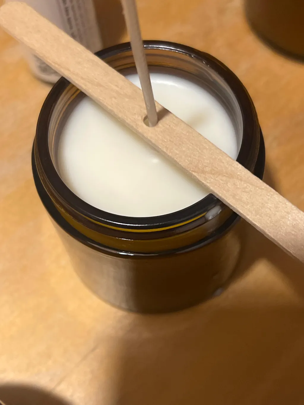 שעוות סויה לנרות JustWax S300 PRO מוכנה לשימוש להכנת נרות בכלים