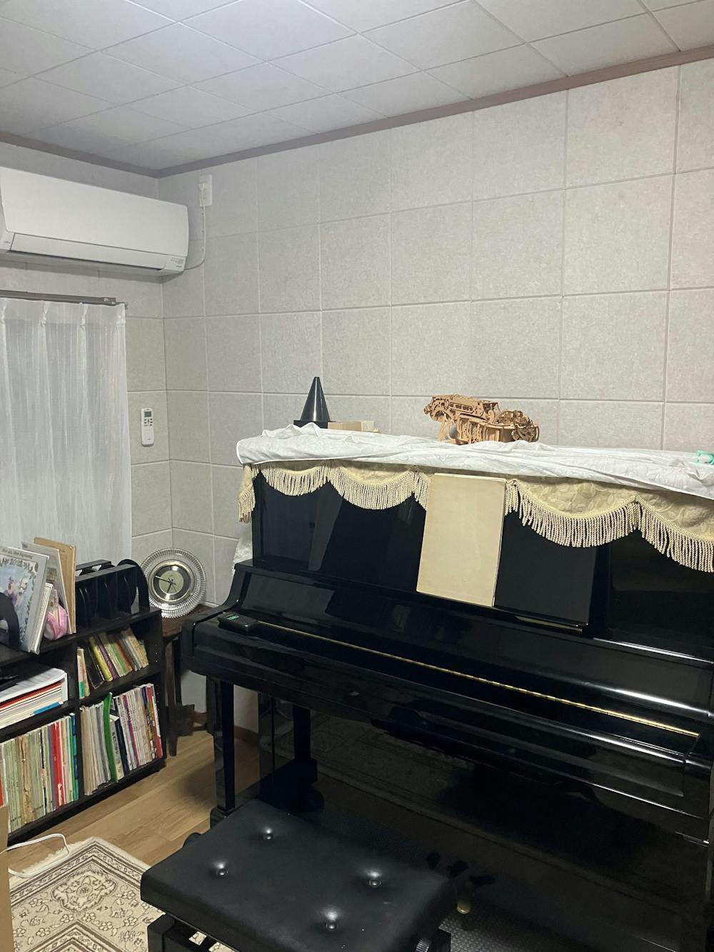 吸音パネル 「hisoka」厚さ9mm 虫ピン付属 12枚セット