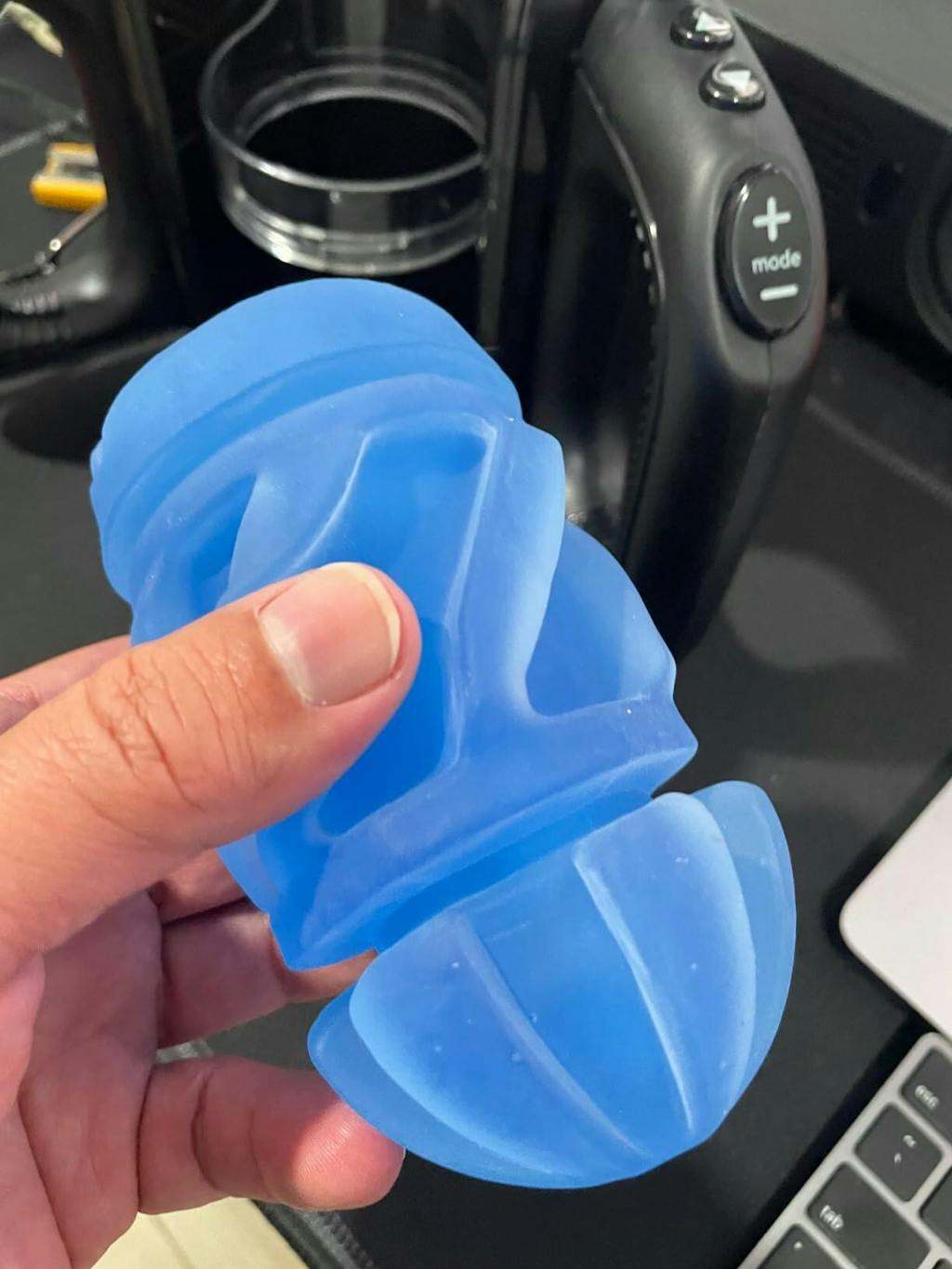 XT5 Auto Quickshot Stroker With 2 Sleeves 10 Modes & 10 Speeds