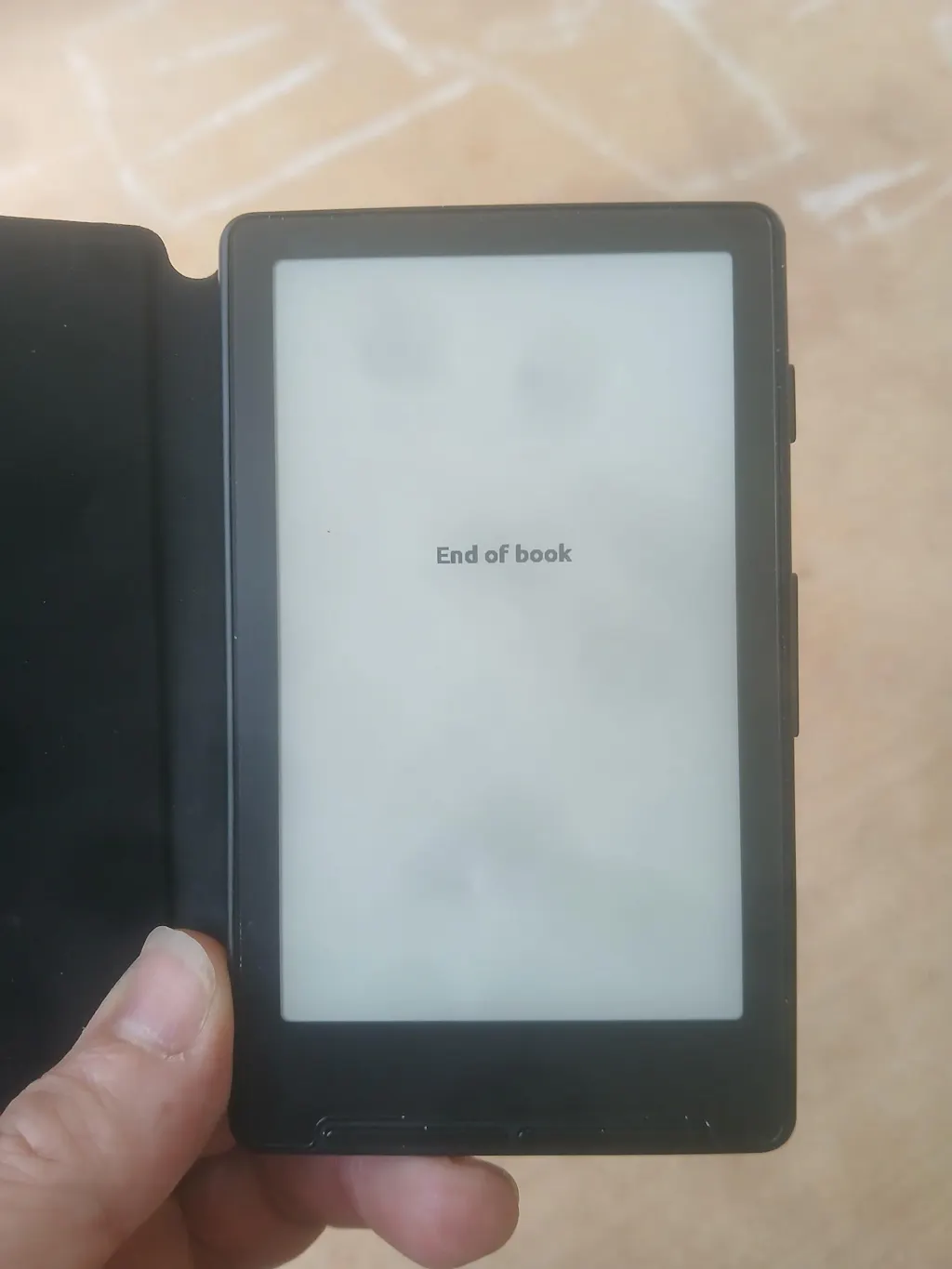 Xteink X4 Pocket eReader