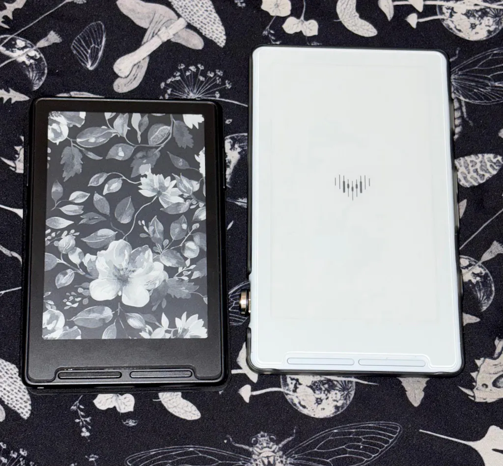 Xteink X3 Pocket eReader