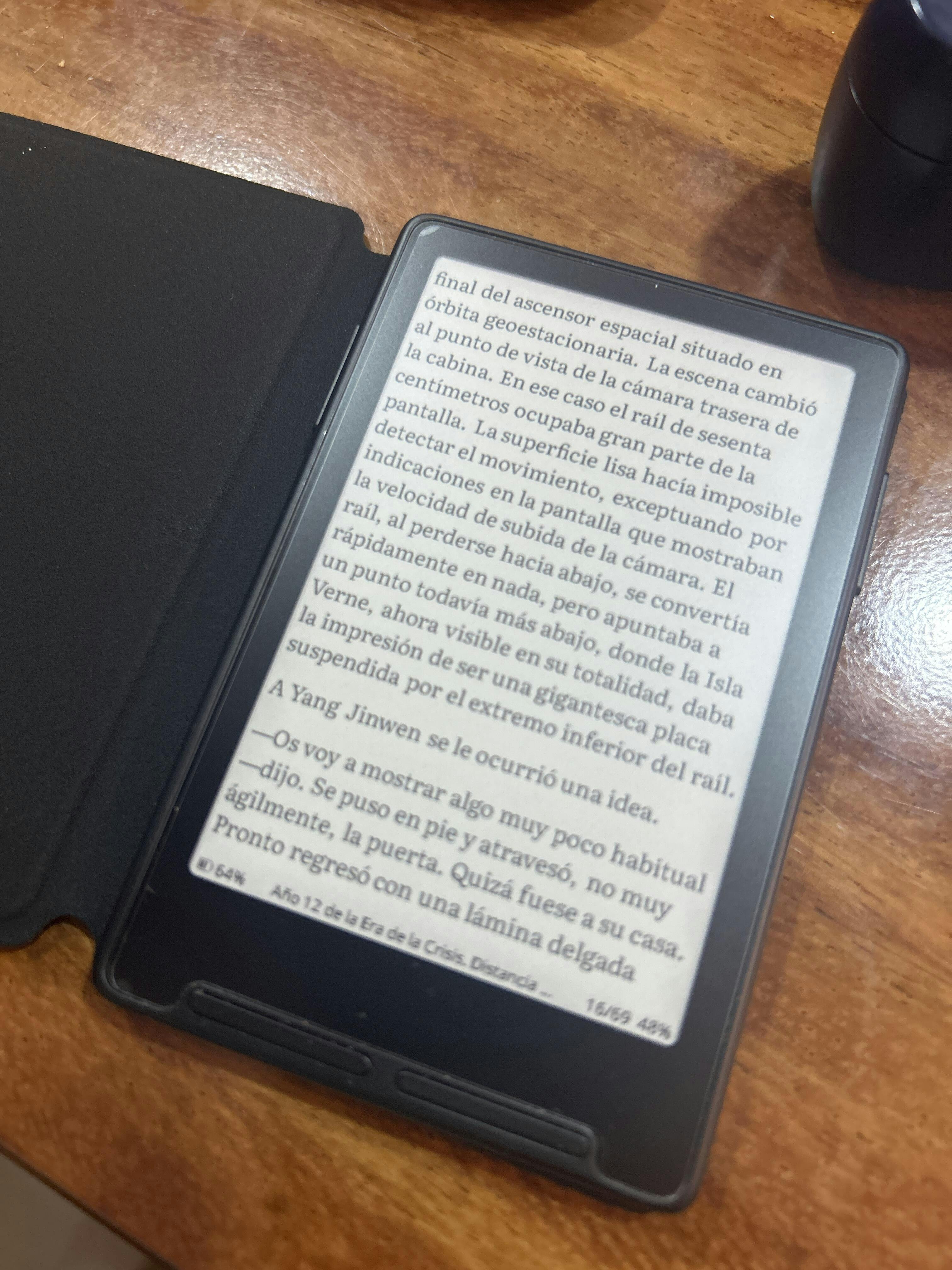 Xteink X4 Pocket eReader