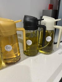 YARRAMTE 2 in 1 Oil Sprayer Bottle Dispenser 16oz/470ml Glass Olive Oil Sprayer Cooking Oil Sprayer Bottle for Kitchen Salad, Grill, BBQ (With Stickers)