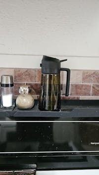 2 in 1 Oil Sprayer Bottle Dispenser, 16oz Glass Olive Oil Sprayer, Cooking Oil Sprayer Bottle for Kitchen Salad, Grill, BBQ, Dark Green (Sticker Included)