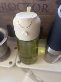 YARRAMTE 2 in 1 Oil Sprayer Bottle Dispenser 16oz/470ml Glass Olive Oil Sprayer Cooking Oil Sprayer Bottle for Kitchen Salad, Grill, BBQ (With Stickers)