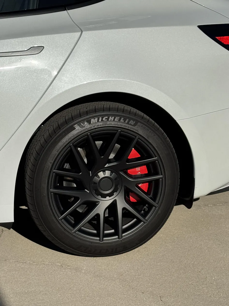 Tesla Aero Wheel Cover for 2024-2026+ New Model 3 Highland 18