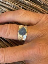 Ocean Soul – Ring mit Rohstein-Aquamarin