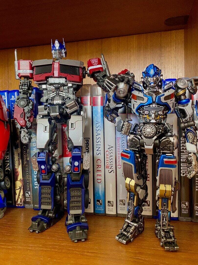 Transformers Rise of the Beasts Mirage Toy - Diecast, LED