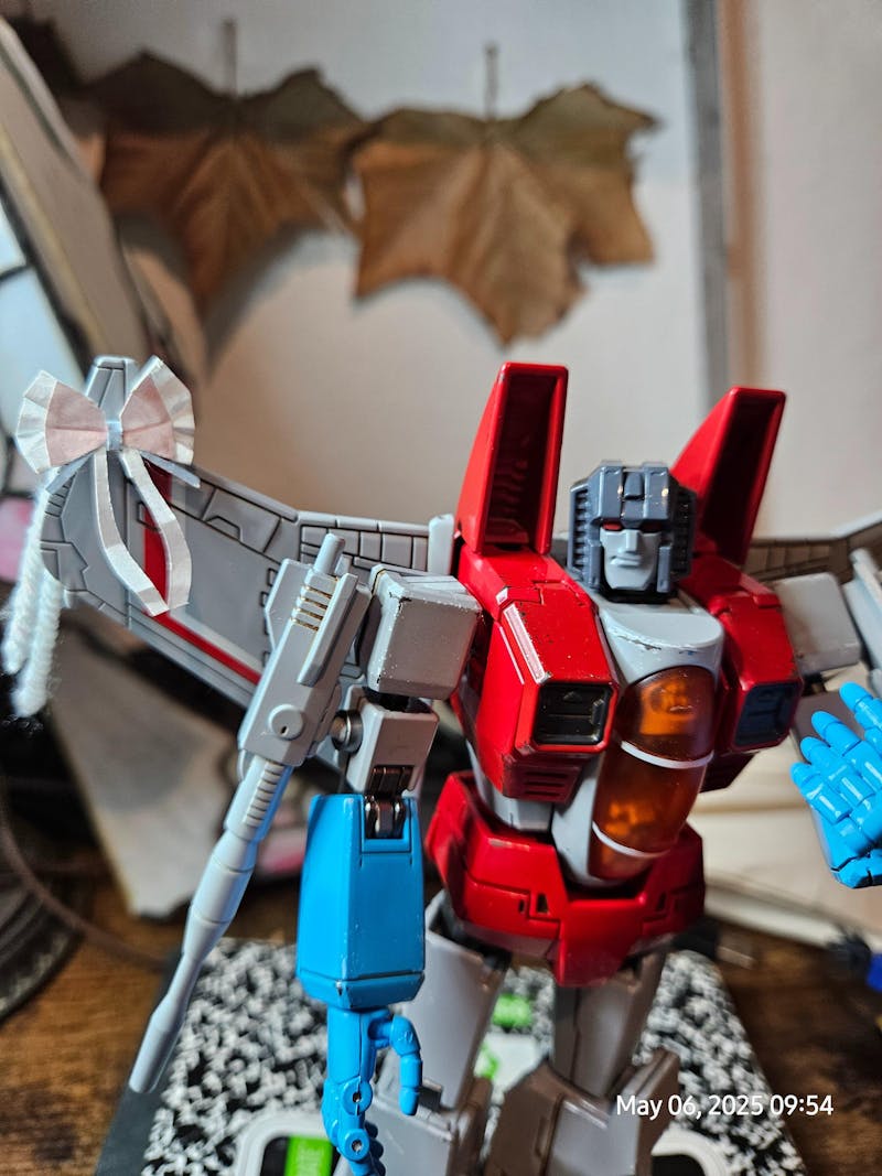 Transformers: Generation 1 - 19cm Starscream Model Kit - AMK PRO Series