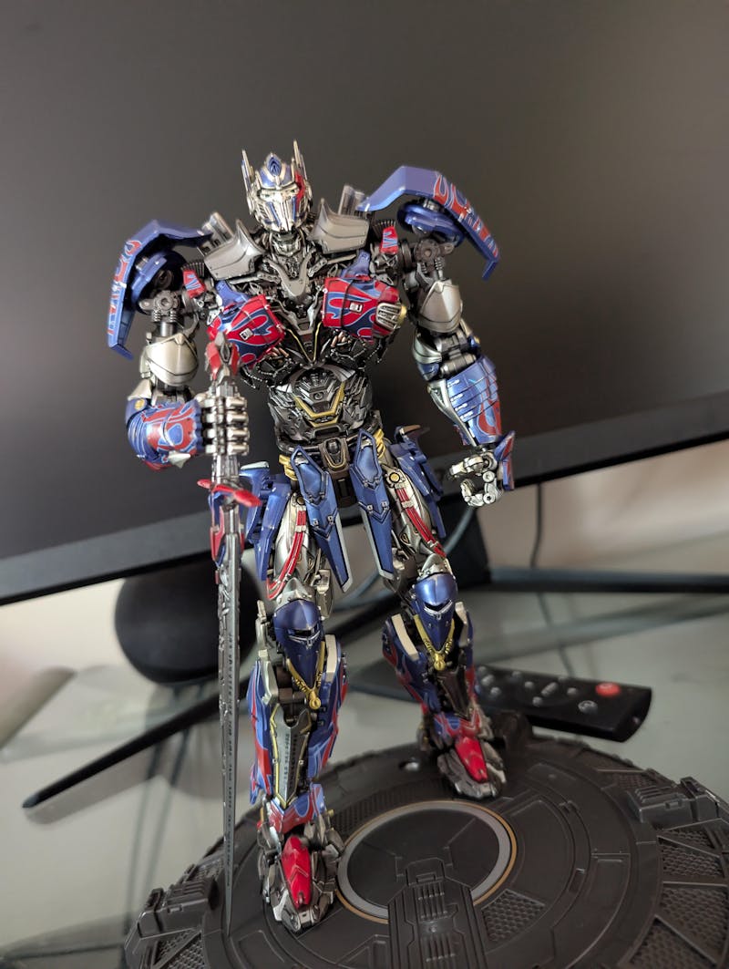 Transformers The Last Knight - 20cm Optimus Prime Model Kit - AMK PRO Series