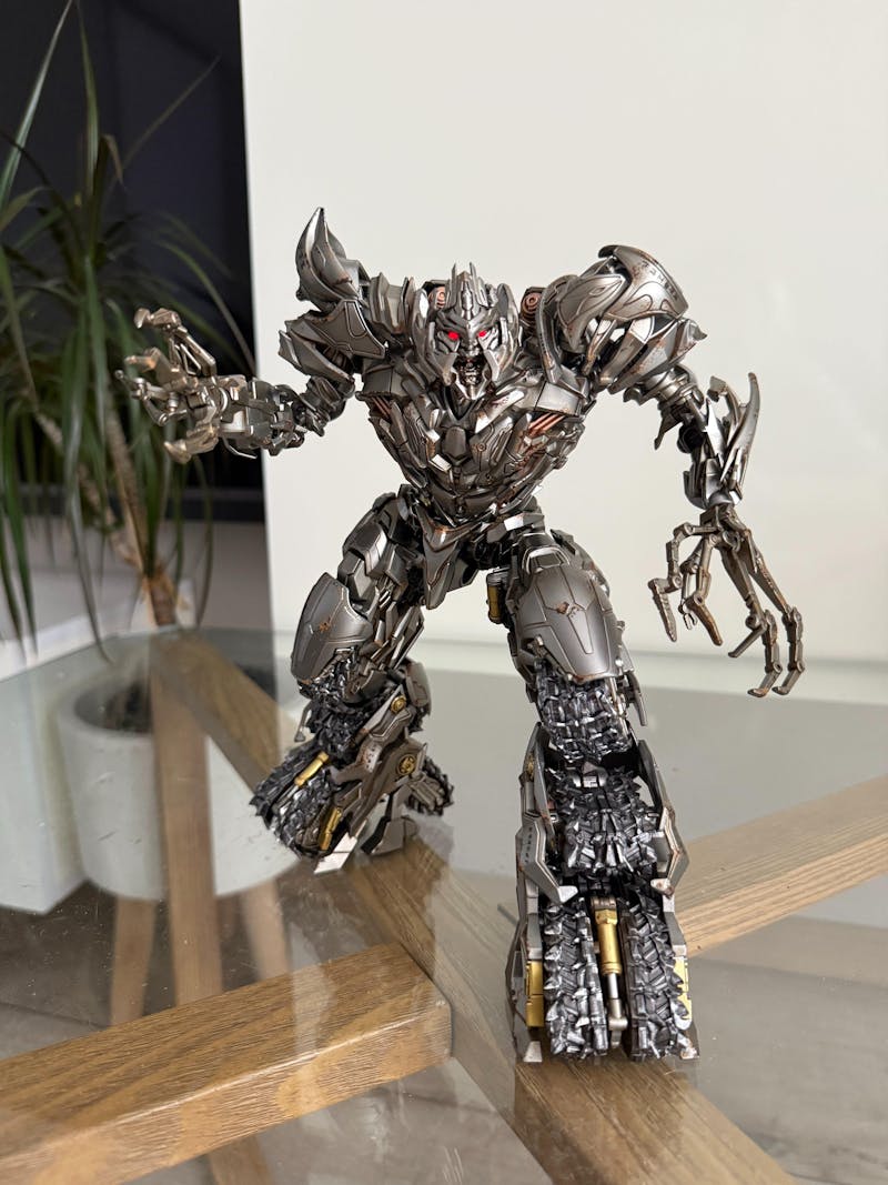 Transformers: Revenge of the Fallen - 22cm Megatron Model Kitt - AMK PRO Series