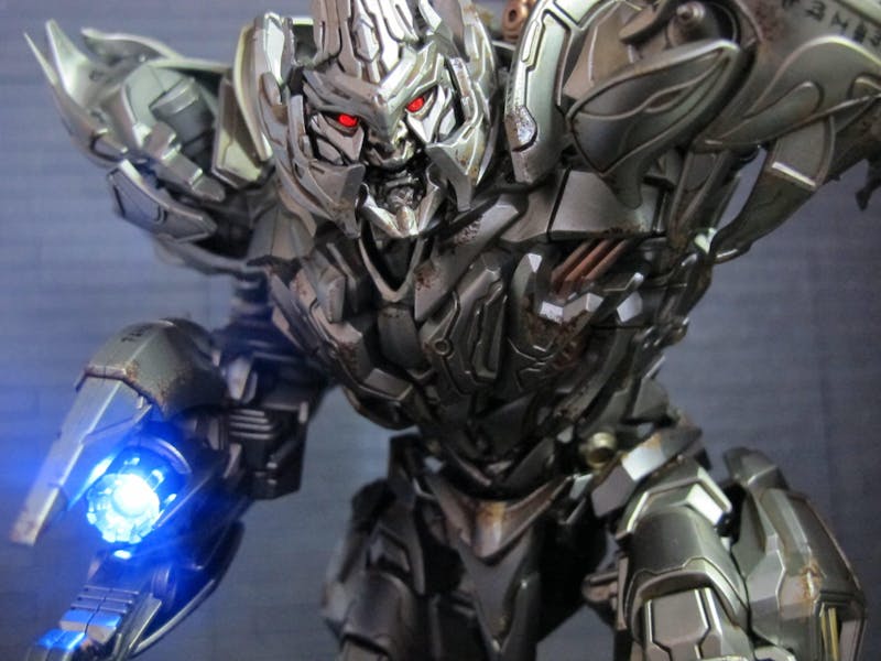 Transformers: Revenge of the Fallen - 22cm Megatron Model Kitt - AMK PRO Series