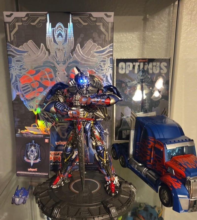 Transformers The Last Knight - 20cm Optimus Prime Model Kit - AMK PRO Series