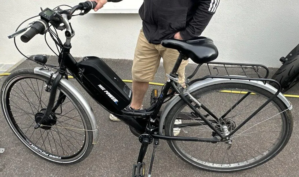 E-Bike Conversion Kit 36V 250W 28"(700C) Front Motor Kit with HL1 36V 15.6Ah Battery Hub Motor DIY