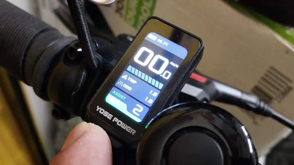 E-Bike Conversion Kit 36V 250W 27.5" Rear Cassette Motor Kit with 36V Bottle Battery Samsung Cell and Integrated Torque PAS Sensor Model A3pro