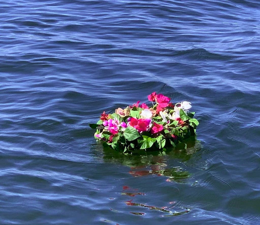 Fresh Flowers Biodegradable Urn For Water Burial You Are Forever