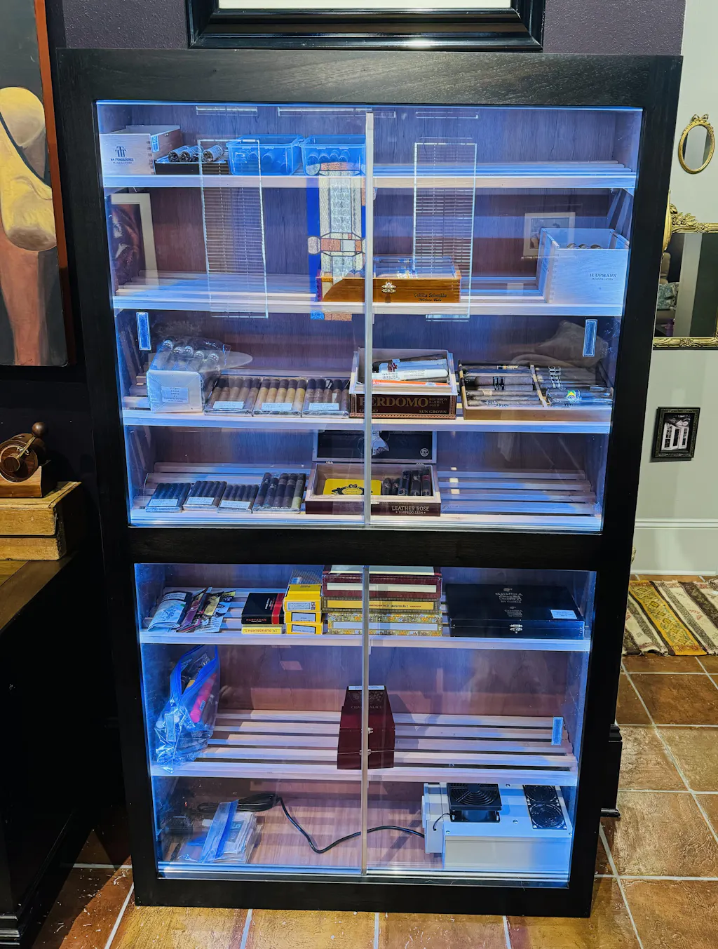 Model 3 Elegant Commercial Display Cigar Humidor