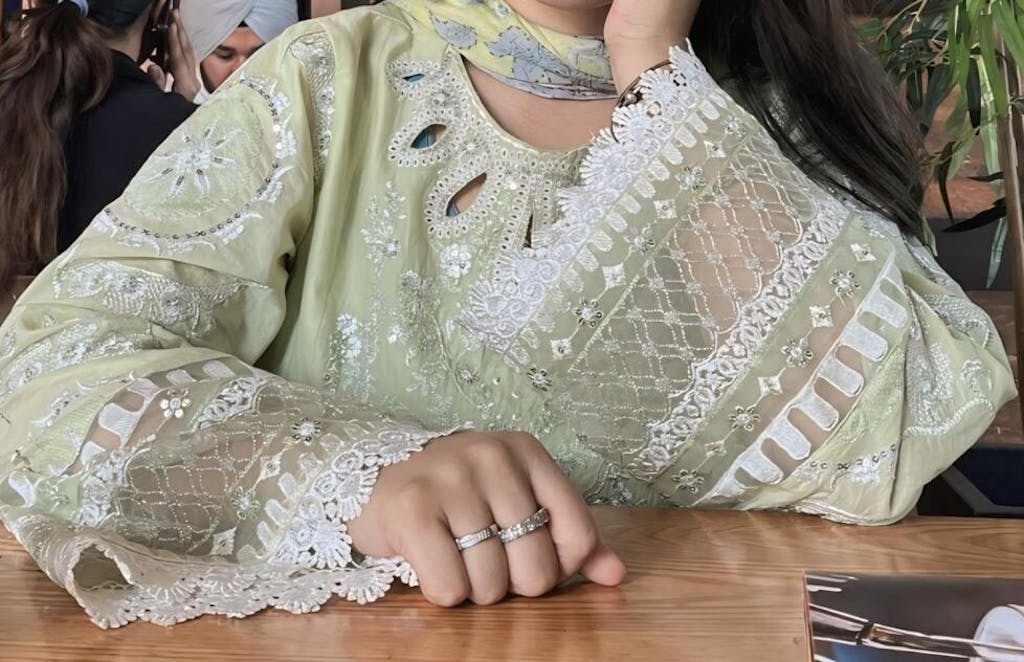 Sadaf Fawad Khan Siraa Festive Lawn – Gina (B)