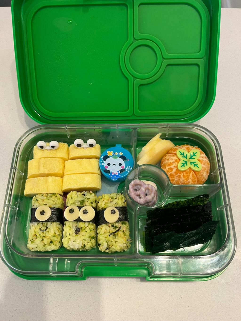 Leakproof Bento Box for Sandwiches - Yumbox Surf Blue with Shark Tray