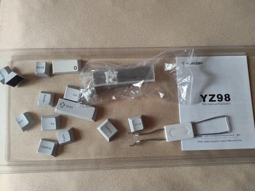 YUNZII YZ98 Mechanical Gaming Keyboard