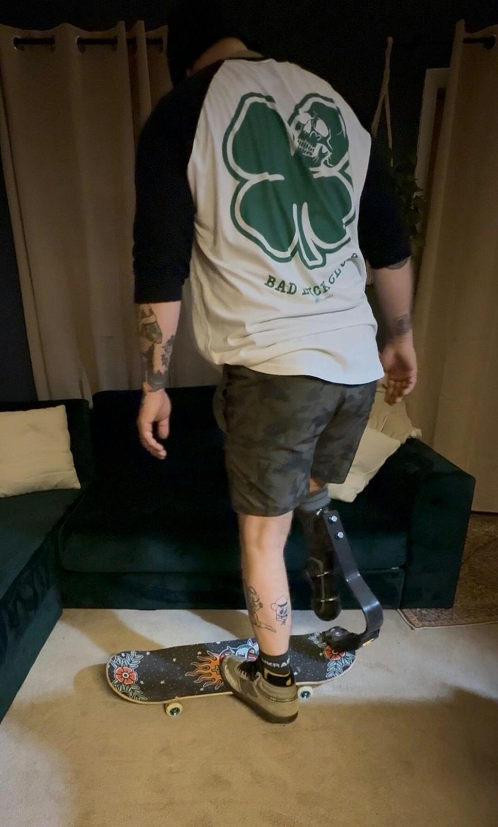 Death Clover - Classic Raglan.