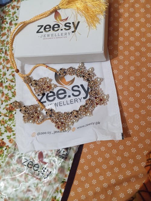 Zeesy.pk