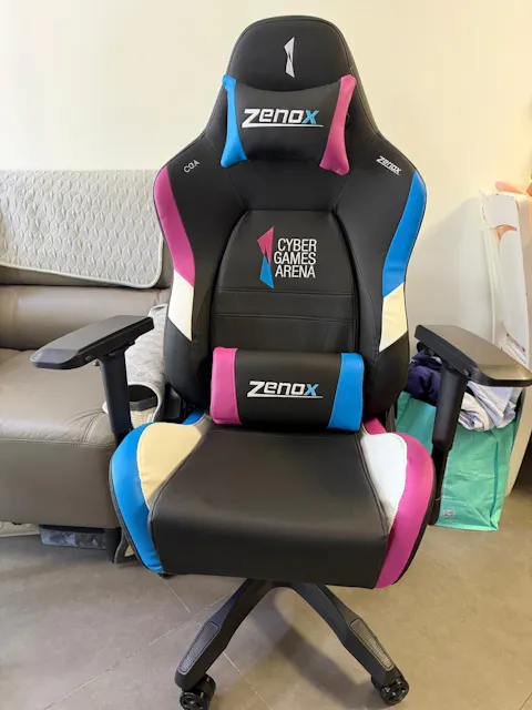 CGA ESPORTS STADIUM Edition Gaming Chair