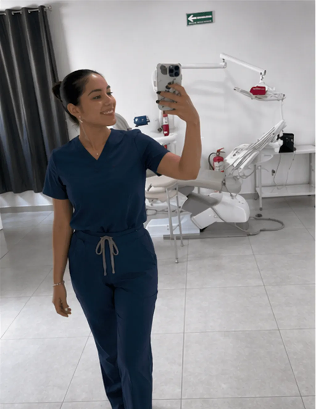 8-Pocket Scrub Set Built for Long Shifts