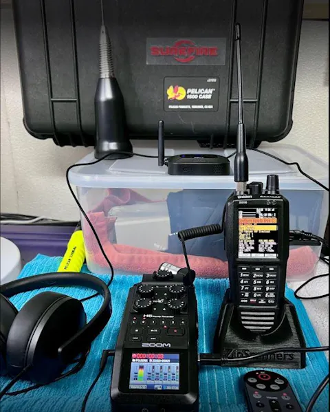 SDS100 Uniden Police Scanner