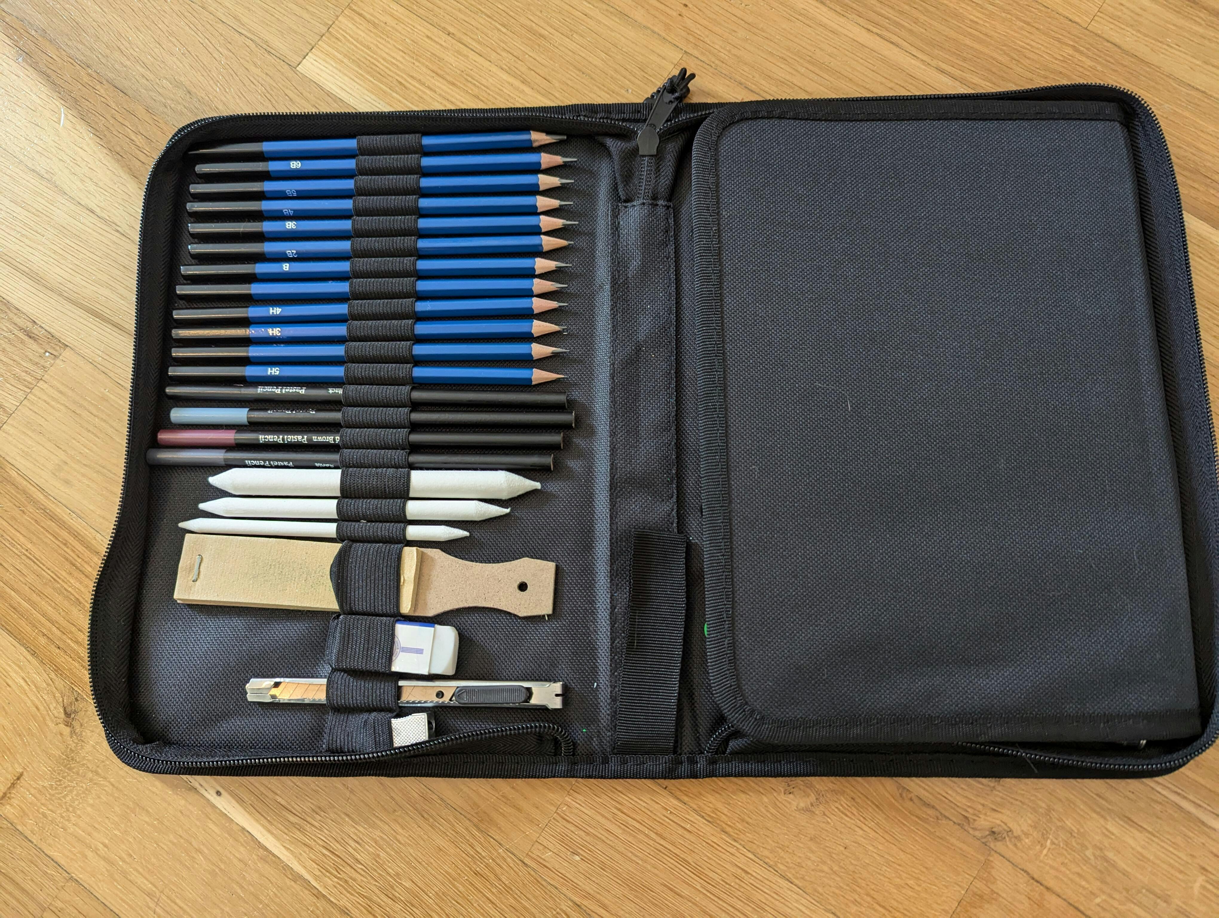 Kit profesional pentru schite in creion, Zola®, 72 piese, creioane