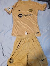 BNWT Men's Nike FC Barcelona 22/23 Away Replica Jersey Size Medium  DJ7675-715