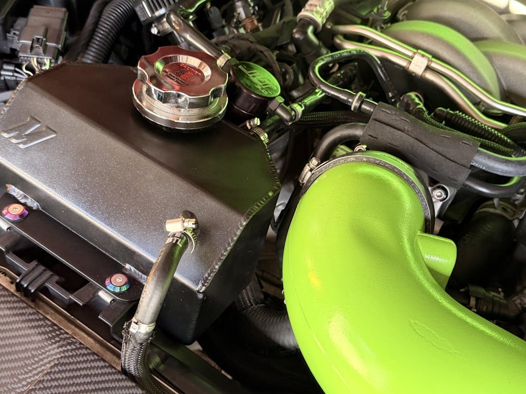 ZSPEC T-Top Center Bar Finishers for Nissan 300ZX Z32 T-Top Models