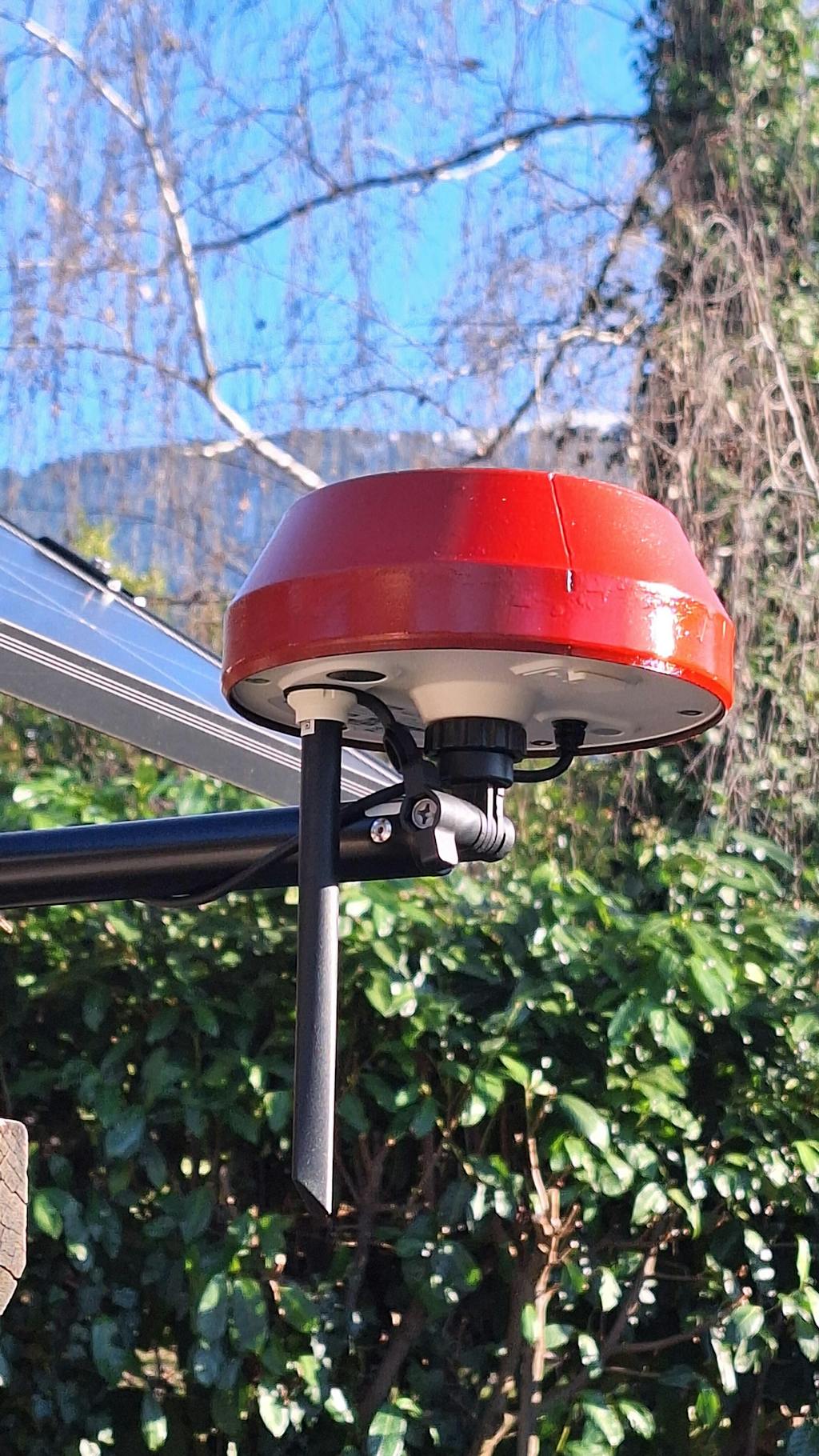 Mammotion Luba mini AWD & Yuka mini Mähroboter Performance Style Antennenschutz