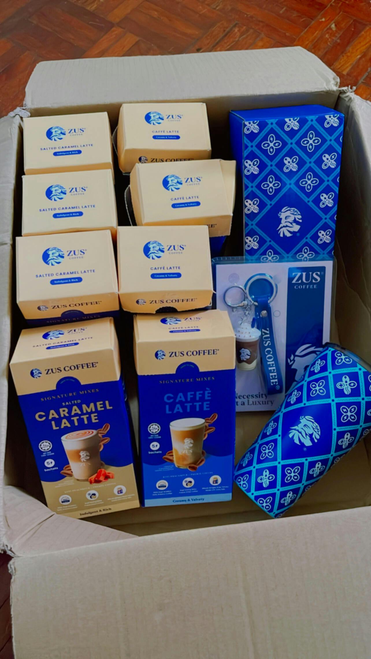 ZUS Coffee® Everywhere ZUS Malaysiaku Tumbler 470ml (16oz) Batik